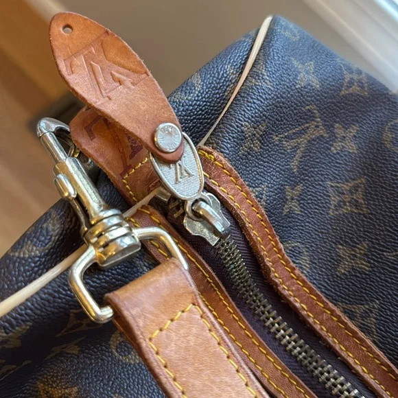 Louis Vuitton Keepall Bandouliere - Picture 9 of 16